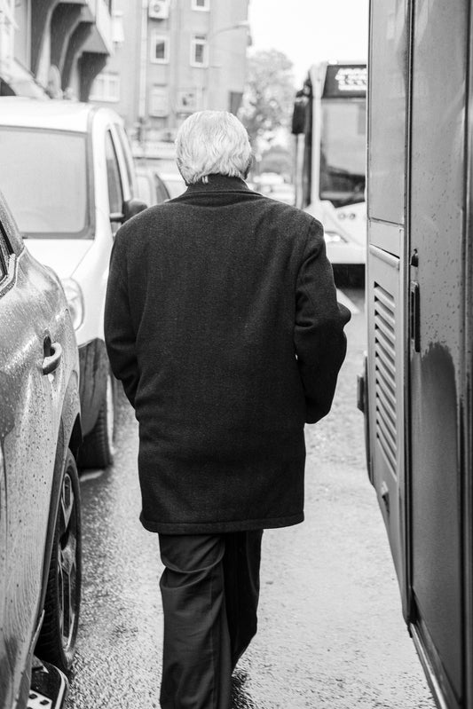 Le Retour des Années 90 : Comment les Archives Redéfinissent le Présent